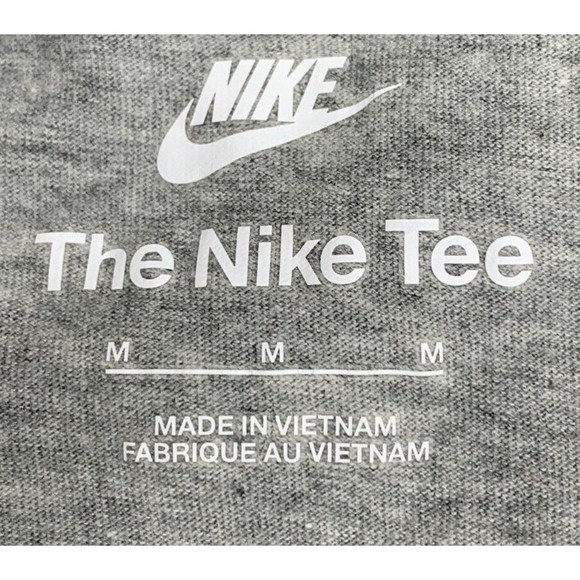 The Nike Tee Graphic T-Shirt Men's Medium Gray Logo Swoosh Crew Neck AR5006-063 - Picture 4 of 10